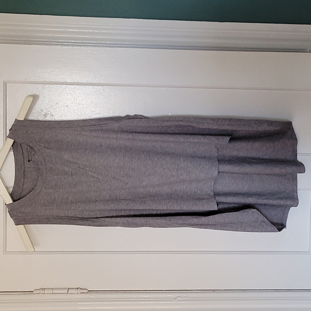 Athleta high low tunic muscle top